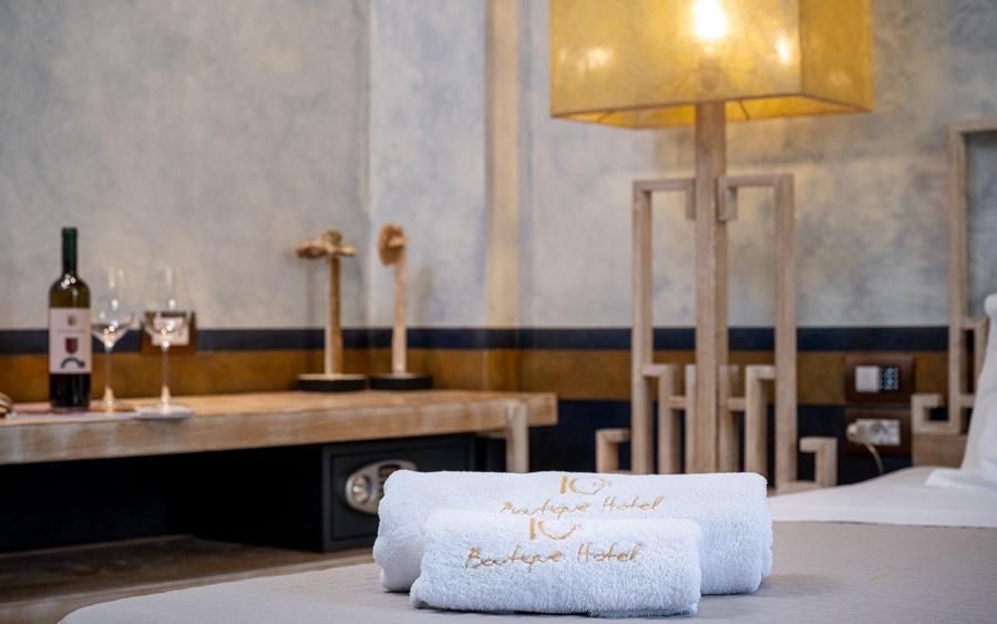 10Gr Hotel And Wine Bar - Adults Only Rhodes City Eksteriør billede